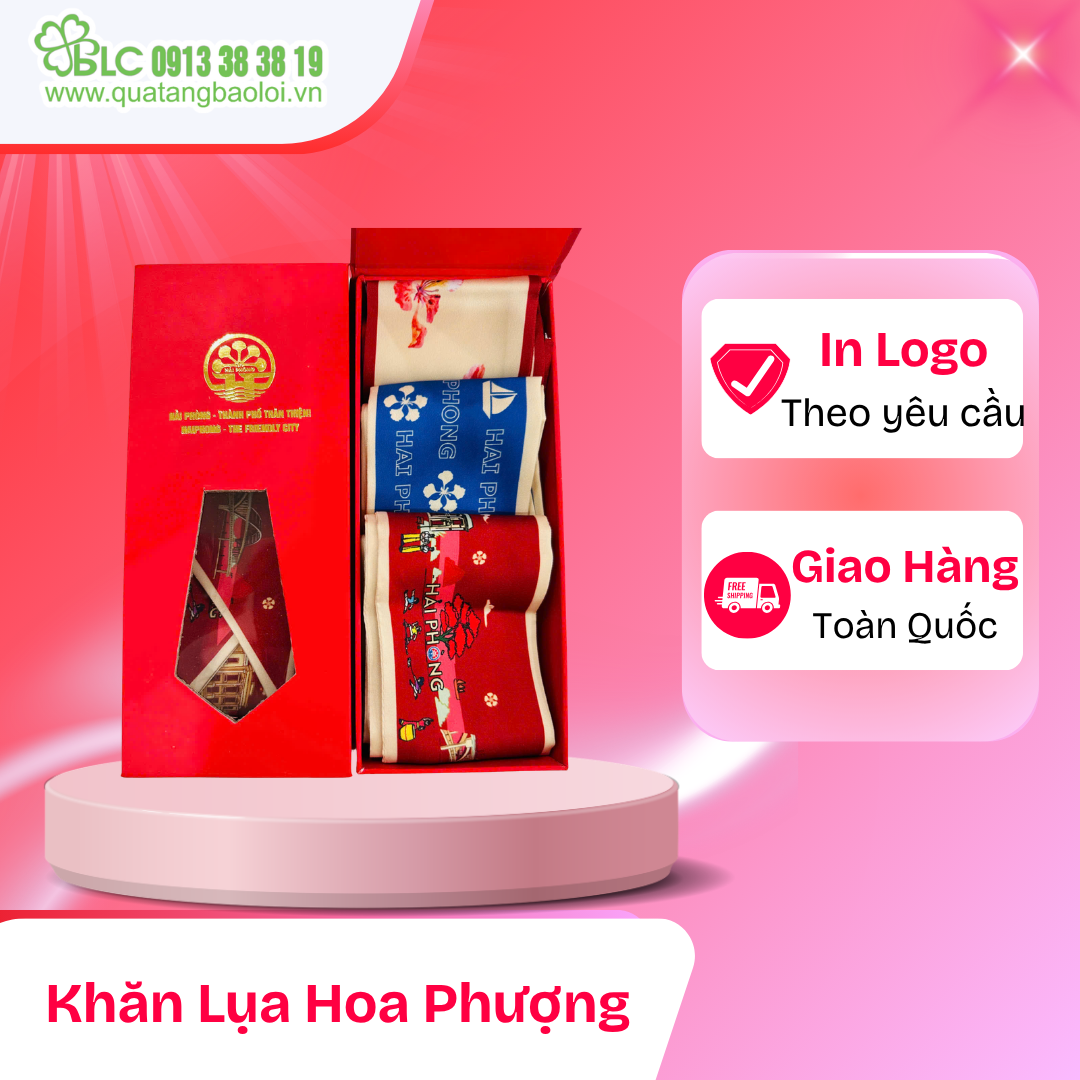 Khăn có thể sử dụng theo nhiều cách như quàng cổ, phối cùng trang phục công sở